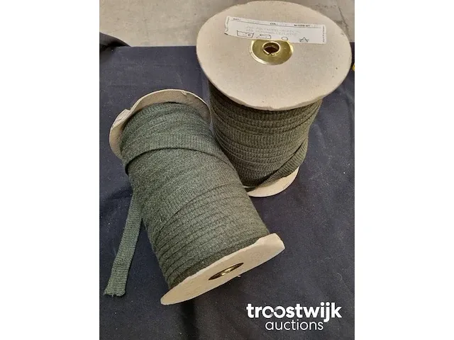 Tresband 40% wol 60% polyacryl 200m - afbeelding 1 van  1