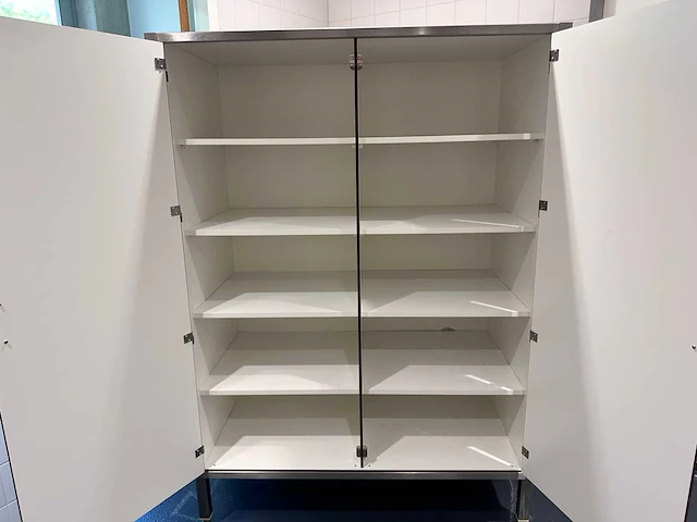 Trespa keukenkast - afbeelding 3 van  3