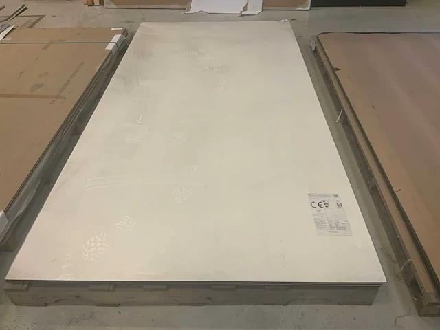 Trespa meteon plaat 305x153cm (5x) - afbeelding 1 van  2