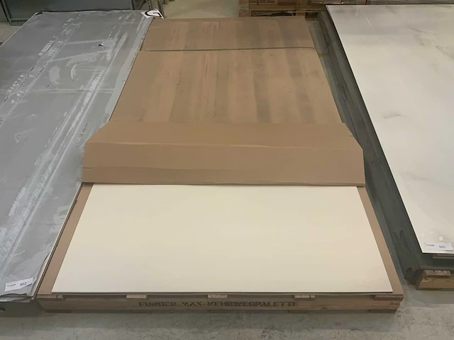Trespa plaat 280x130cm - afbeelding 1 van  4