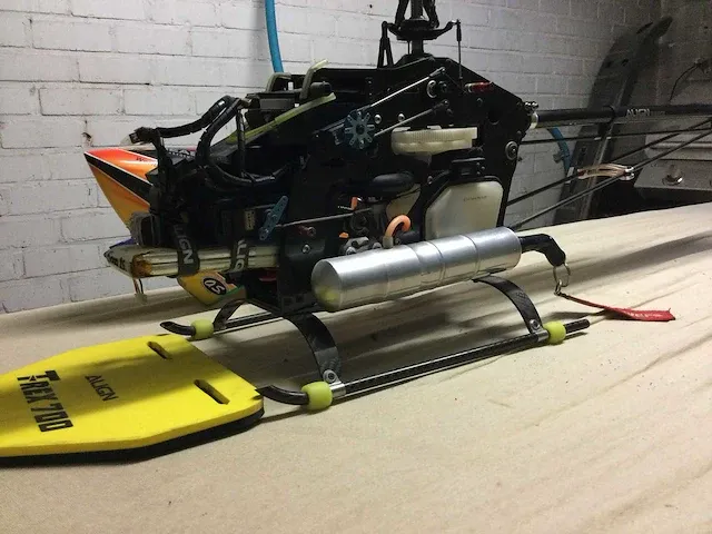 Trex 700 nitro pro - afbeelding 13 van  19