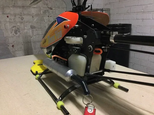 Trex 700 nitro pro - afbeelding 14 van  19