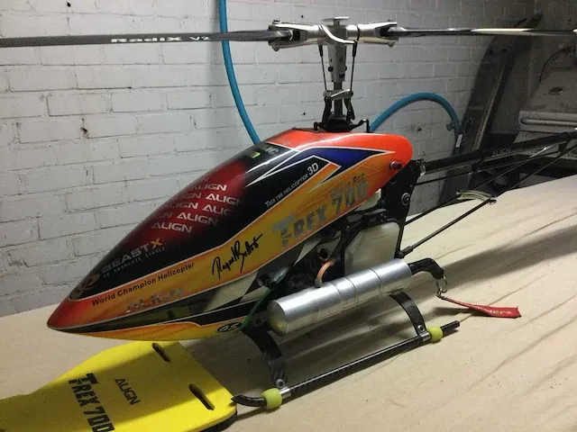 Trex 700 nitro pro - afbeelding 15 van  19