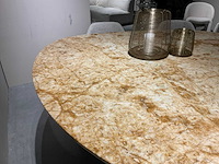 Triangle eetkamertafel - afbeelding 10 van  12