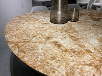 Triangle eetkamertafel - afbeelding 12 van  12