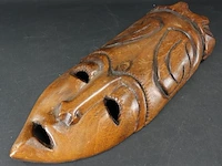Tribaal in hout gesneden masker - afbeelding 2 van  5