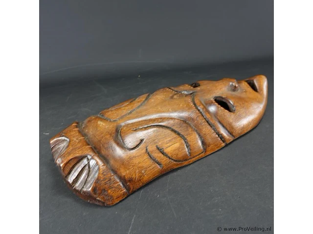 Tribaal in hout gesneden masker - afbeelding 4 van  5
