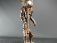 Tribal afrikaans tikar kameroens beeld - afbeelding 2 van  5