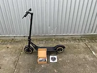 Trident e10 pro suburb leisure elektrische step - afbeelding 4 van  11