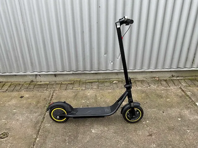 Trident e10 pro suburb leisure elektrische step - afbeelding 7 van  11