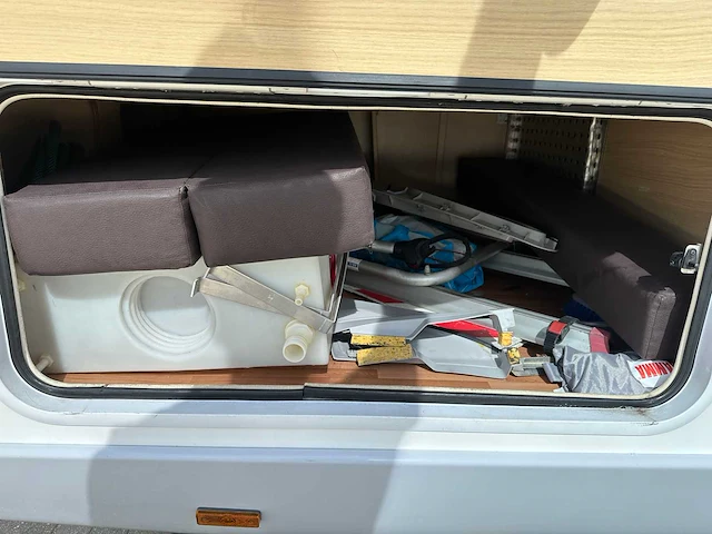 Trigano granduca 225p 2009 camper, jb-498-z - afbeelding 17 van  59