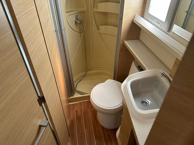 Trigano granduca 225p 2009 camper, jb-498-z - afbeelding 42 van  59