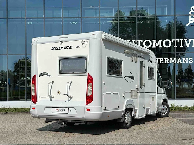 Trigano granduca 225p 2009 camper, jb-498-z - afbeelding 57 van  59
