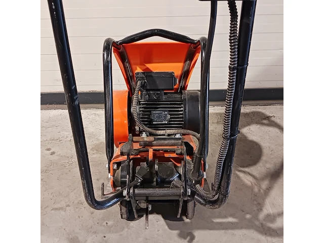 Trilplaat - 14kn - 230v euro shatal, pc1443e, bouwjaar 2018 - afbeelding 9 van  12