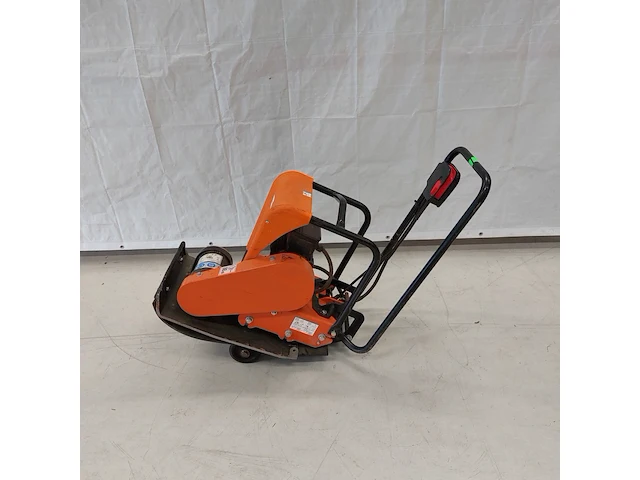Trilplaat - 14kn - 230v euro shatal, pc1443e, bouwjaar 2019 - afbeelding 1 van  10