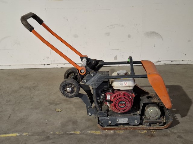 Trilplaat - 16kn - benzine altrad belle, pcx 12/36, bouwjaar 2011 - afbeelding 1 van  10