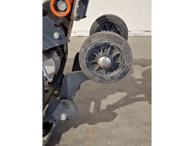 Trilplaat - 16kn - benzine altrad belle, pcx 12/36, bouwjaar 2011 - afbeelding 7 van  10