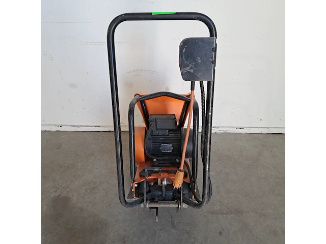 Trilplaat 14kn 230v, euro shatal, pc1443e, 2015 - afbeelding 6 van  10