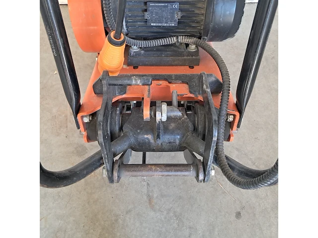 Trilplaat 14kn 230v, euro shatal, pc1443e, 2015 - afbeelding 10 van  12