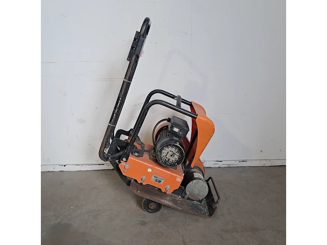 Trilplaat 14kn 230v, euro shatal, pc1443e, 2015 - afbeelding 9 van  10