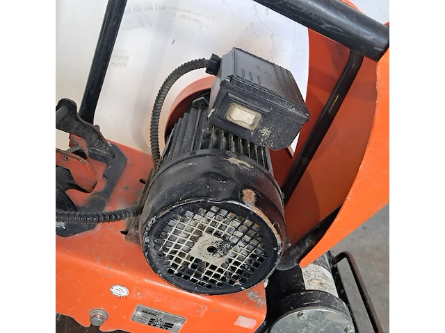 Trilplaat 14kn 230v, euro shatal, pc1443e, 2015 - afbeelding 10 van  10