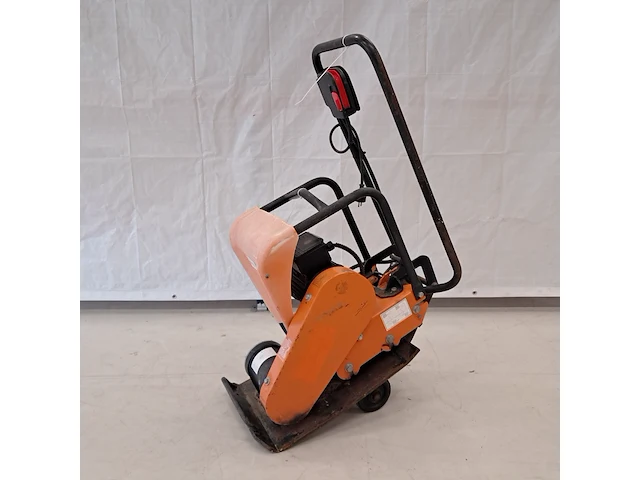 Trilplaat 14kn 230v, euro shatal, pc1443e, 2015 - afbeelding 3 van  6