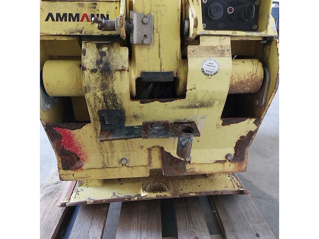 Trilplaat 55kn diesel ammann, aph6020e, bouwjaar 2016 - afbeelding 6 van  16