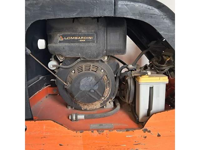Trilplaat 55kn diesel, atlas copco, lg 400, 2016 - afbeelding 13 van  15