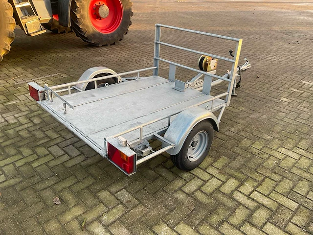 Trilplaat aanhanger - afbeelding 1 van  9