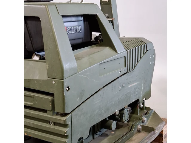 Trilplaat, ammann, avh100-20, 2003 - afbeelding 11 van  17