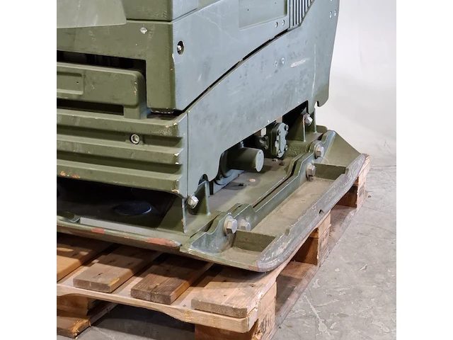 Trilplaat, ammann, avh100-20, 2003 - afbeelding 12 van  17