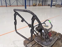 Trilplaat atlas copco, lf 100, bouwjaar 2012 - afbeelding 2 van  10