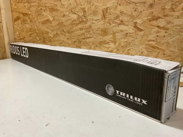 Trilux ridos led-monitorlamp 22w (9x) - afbeelding 6 van  7