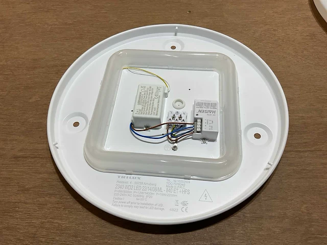 Trilux twenty3 2340 armatuur led 19w met lichtsensor (6x) - afbeelding 8 van  11
