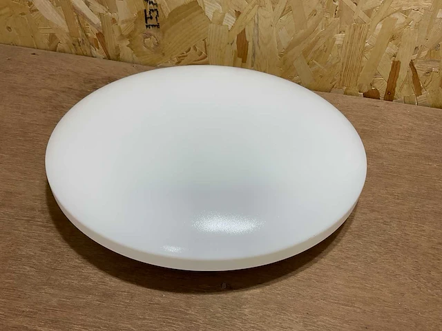 Trilux twenty3 wand/plafondlamp 18w (8x) - afbeelding 1 van  10