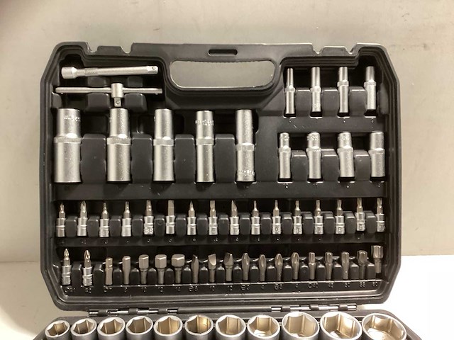 Trimann 1/4''& 1/2'' 108 delige gereedschapskoffer - afbeelding 2 van  5