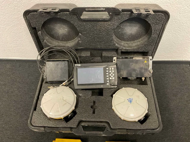 Trimble gcs900 gps systeem - afbeelding 4 van  11