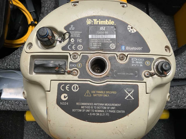 Trimble r4 gnss set - afbeelding 6 van  6