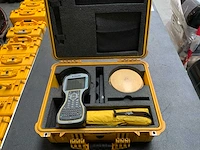 Trimble r6 gnss set - afbeelding 1 van  6