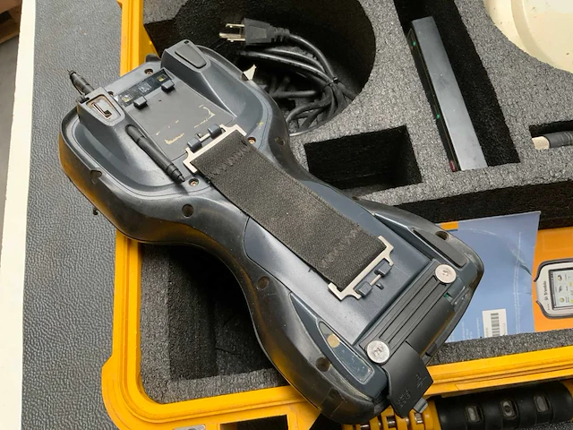 Trimble r6 gnss set - afbeelding 4 van  7