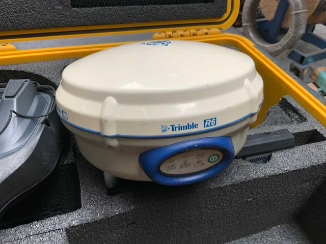 Trimble r6 gnss set - afbeelding 5 van  5