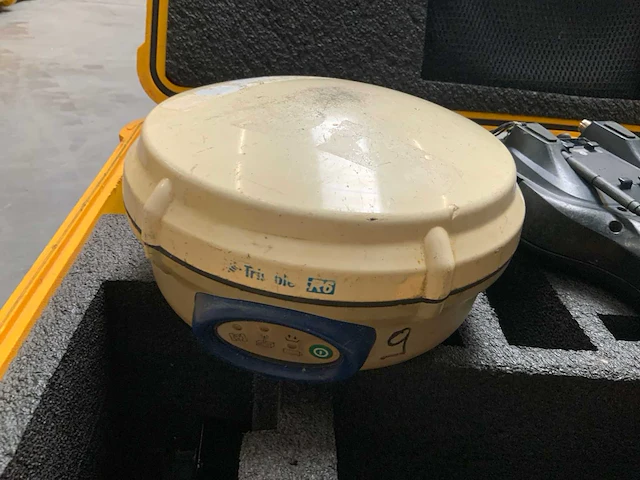 Trimble r6 gnss set - afbeelding 4 van  5