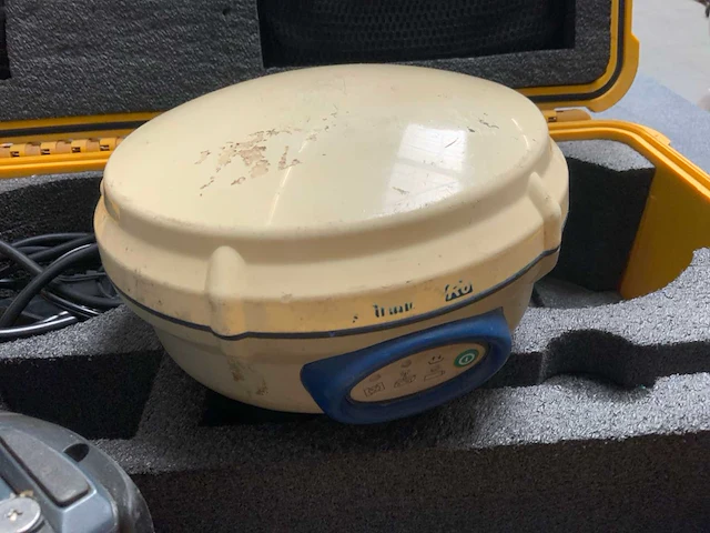 Trimble r6 gnss set - afbeelding 4 van  5