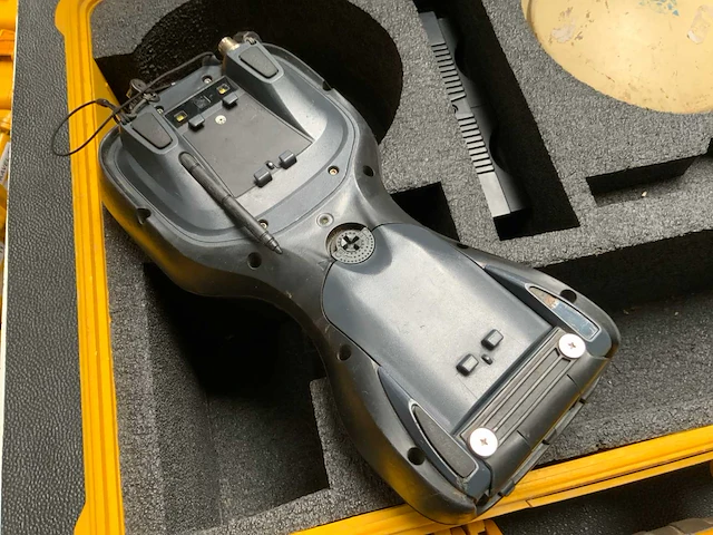 Trimble r6 gnss set - afbeelding 4 van  7
