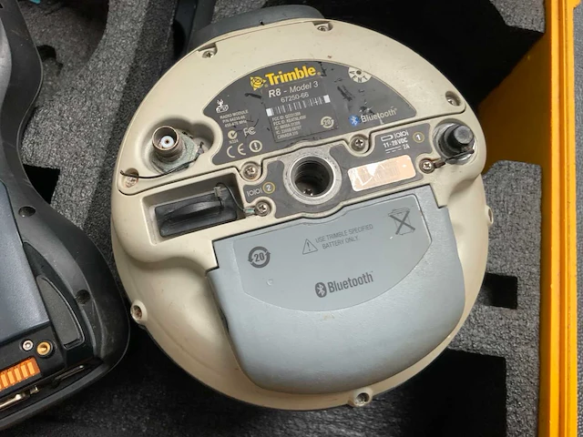 Trimble r8 gnss set - afbeelding 6 van  6