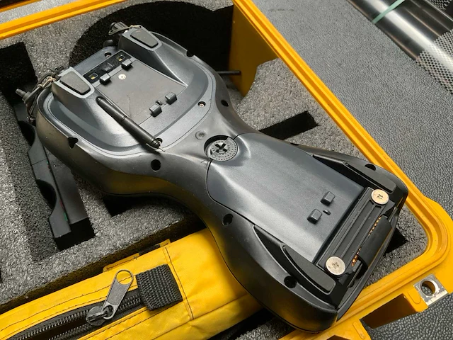 Trimble r8 gnss set - afbeelding 4 van  6