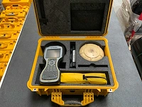 Trimble r8 gnss set - afbeelding 1 van  6
