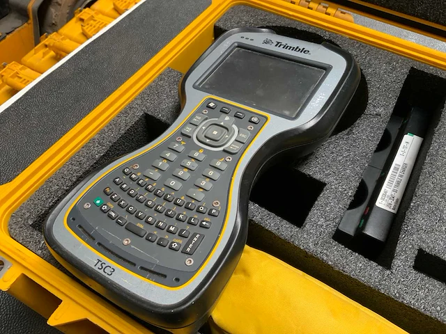Trimble r8 gnss set - afbeelding 3 van  6