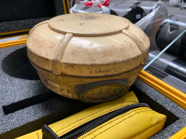 Trimble r8 gnss set - afbeelding 5 van  6