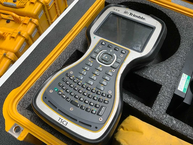 Trimble r8 gnss set - afbeelding 3 van  6